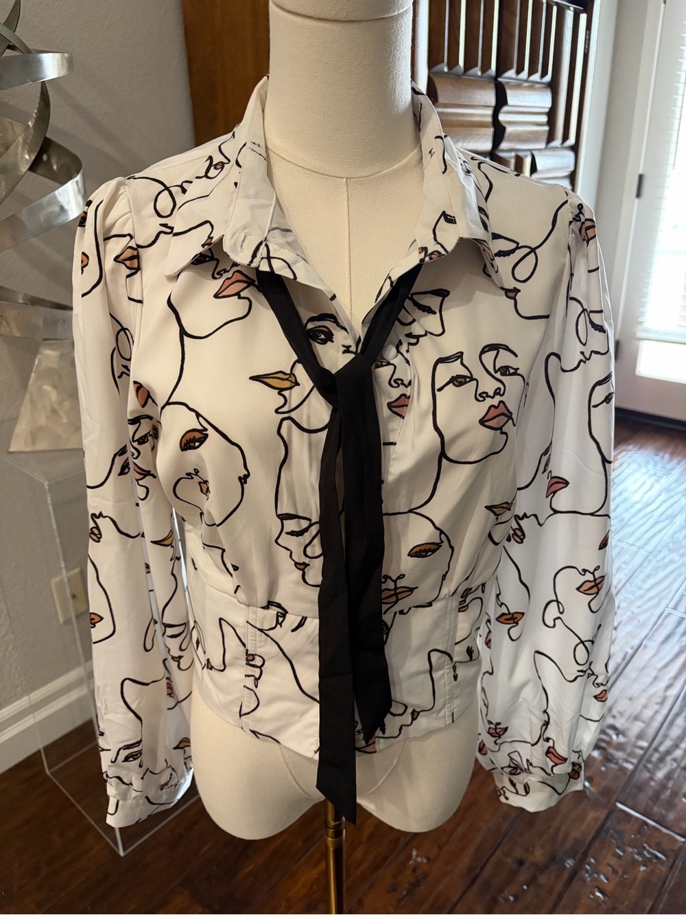 GUC, Milk & Honey White Abstract Face Print Blouse with Black Tie, S